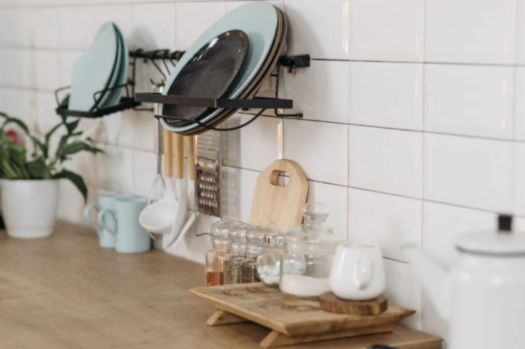 打开用户心智和培育用户的消费需求才是目前亟待解决的关键问题